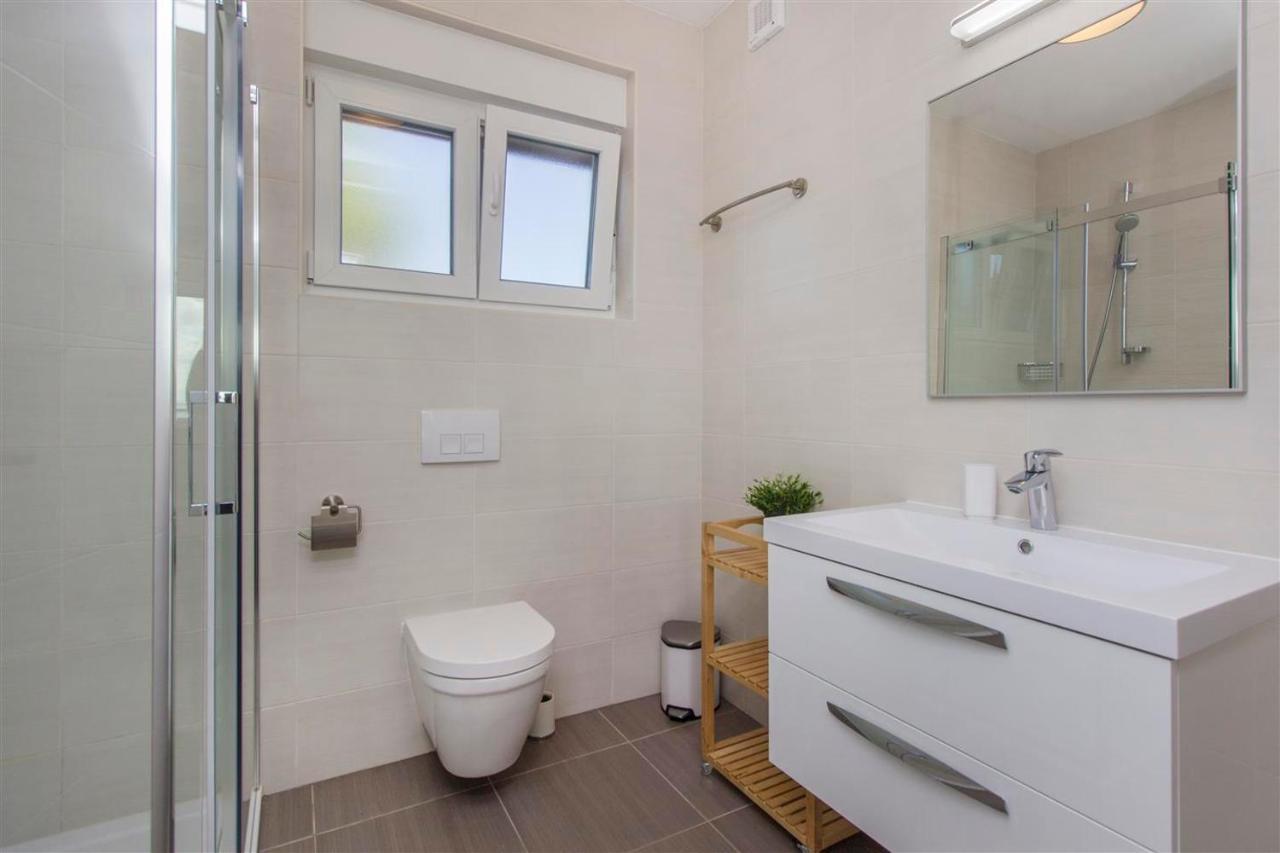 Villa Top Of Murter, Two Bedroom Apartment 2 ภายนอก รูปภาพ